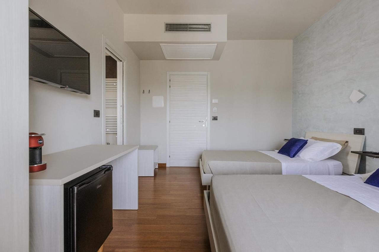 Apulia Blue Apartements & B&B Bari Exteriör bild