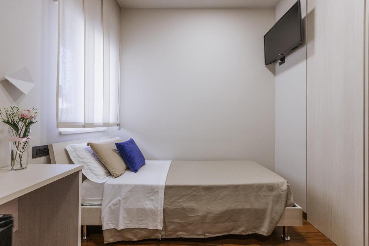 Apulia Blue Apartements & B&B Bari Exteriör bild